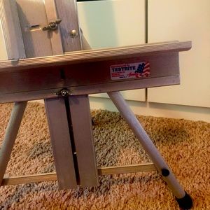 Testrite vintage 90s desktop foldable steel easel.